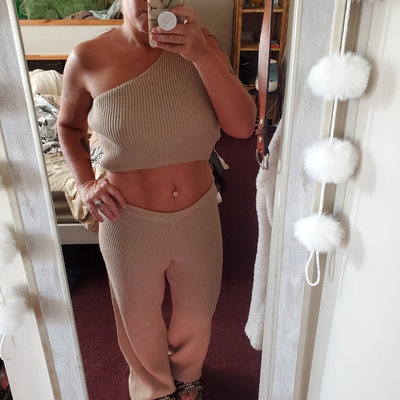 Nasty Gal Pants - NASTY GAL KNIT OATMEAL ONE BY ONE LOUNGE SET L